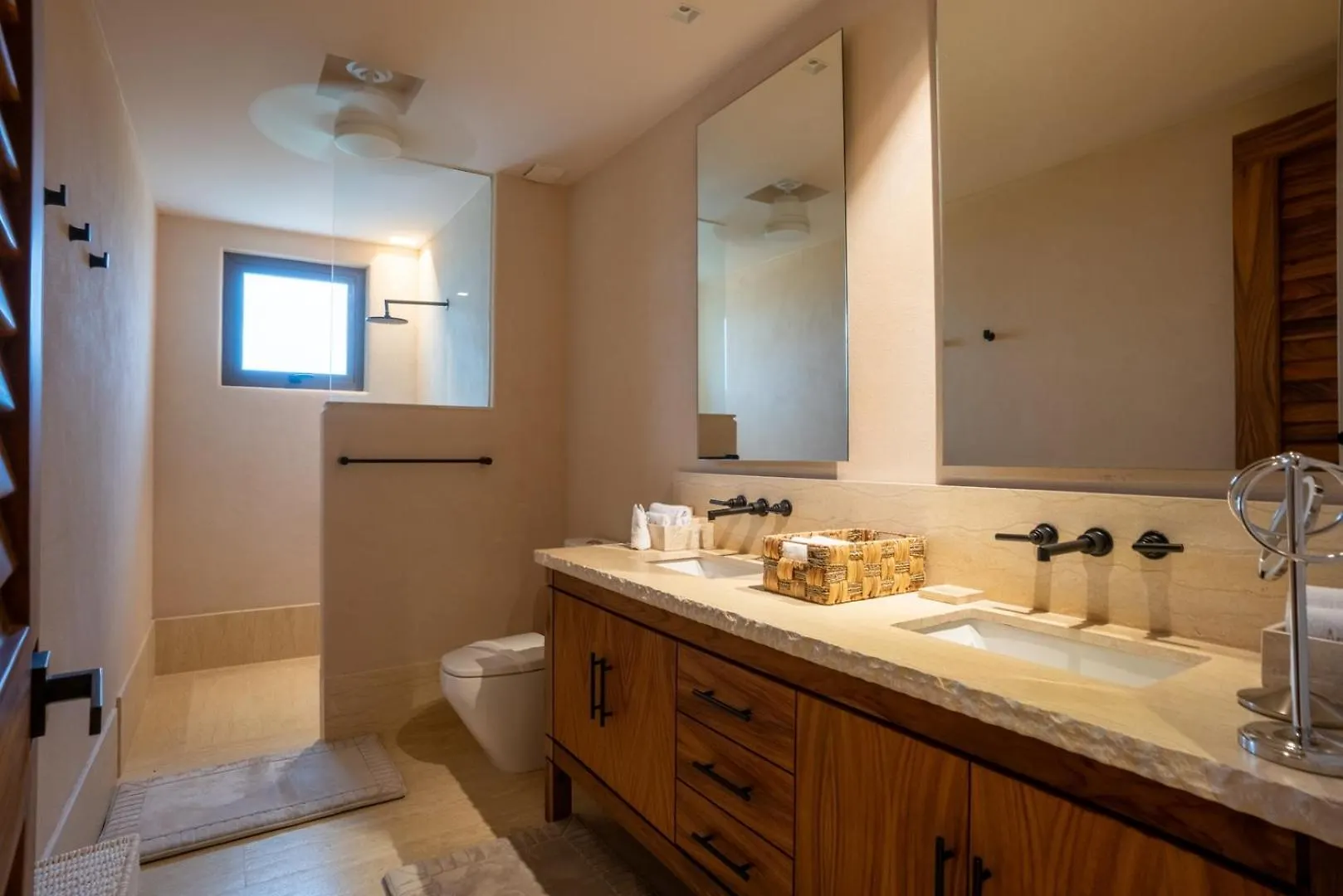 4Br Luxury Beachfront Apt W/ Heated Pool Isla Mujeres México