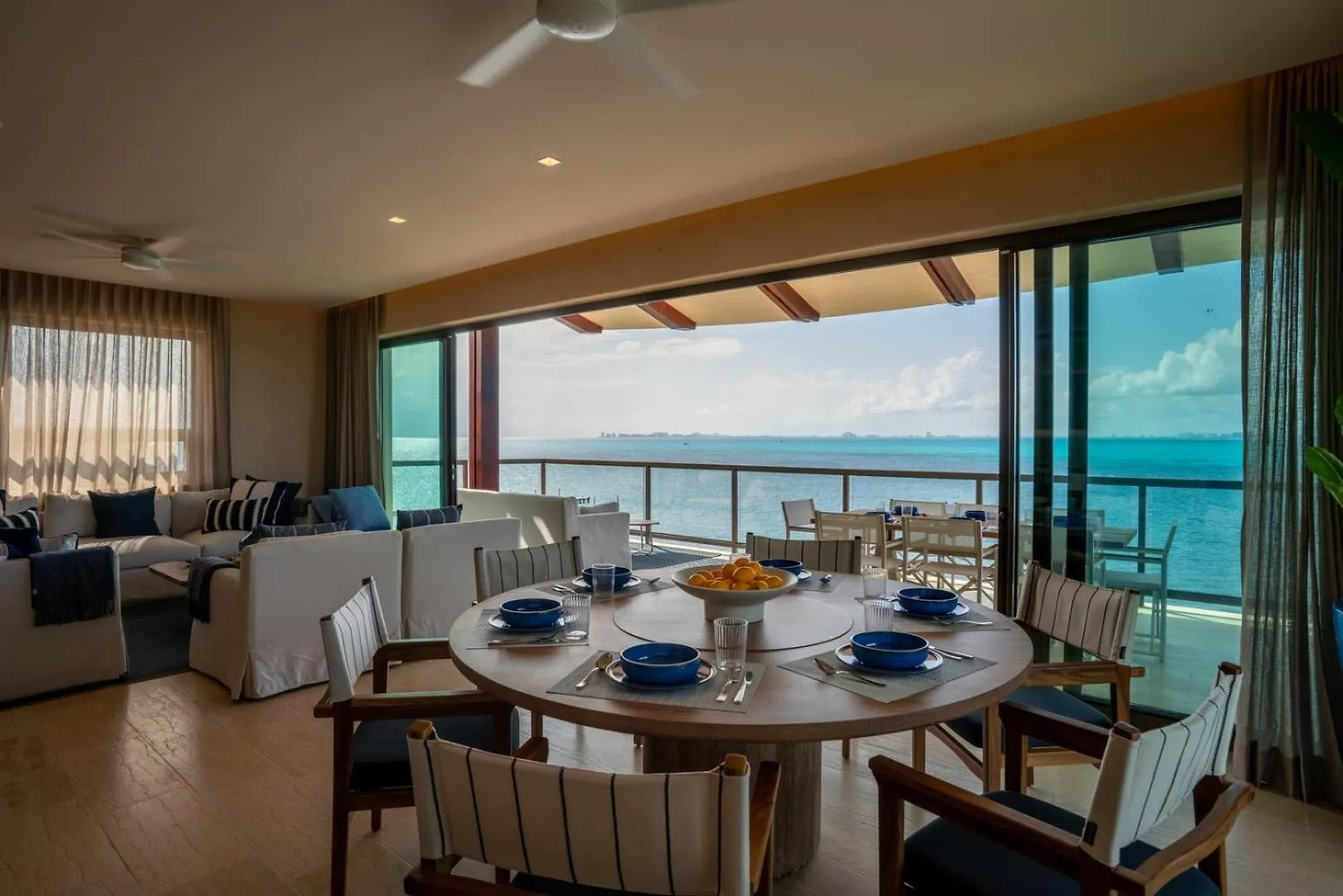 4Br Luxury Beachfront Apt W/ Heated Pool Isla Mujeres México